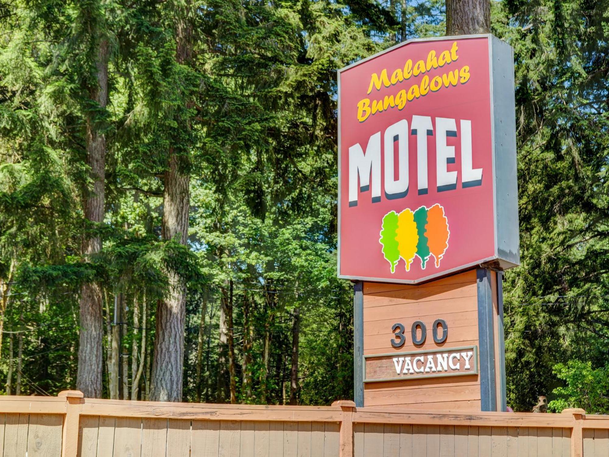 Malahat Bungalows Motel Dış mekan fotoğraf